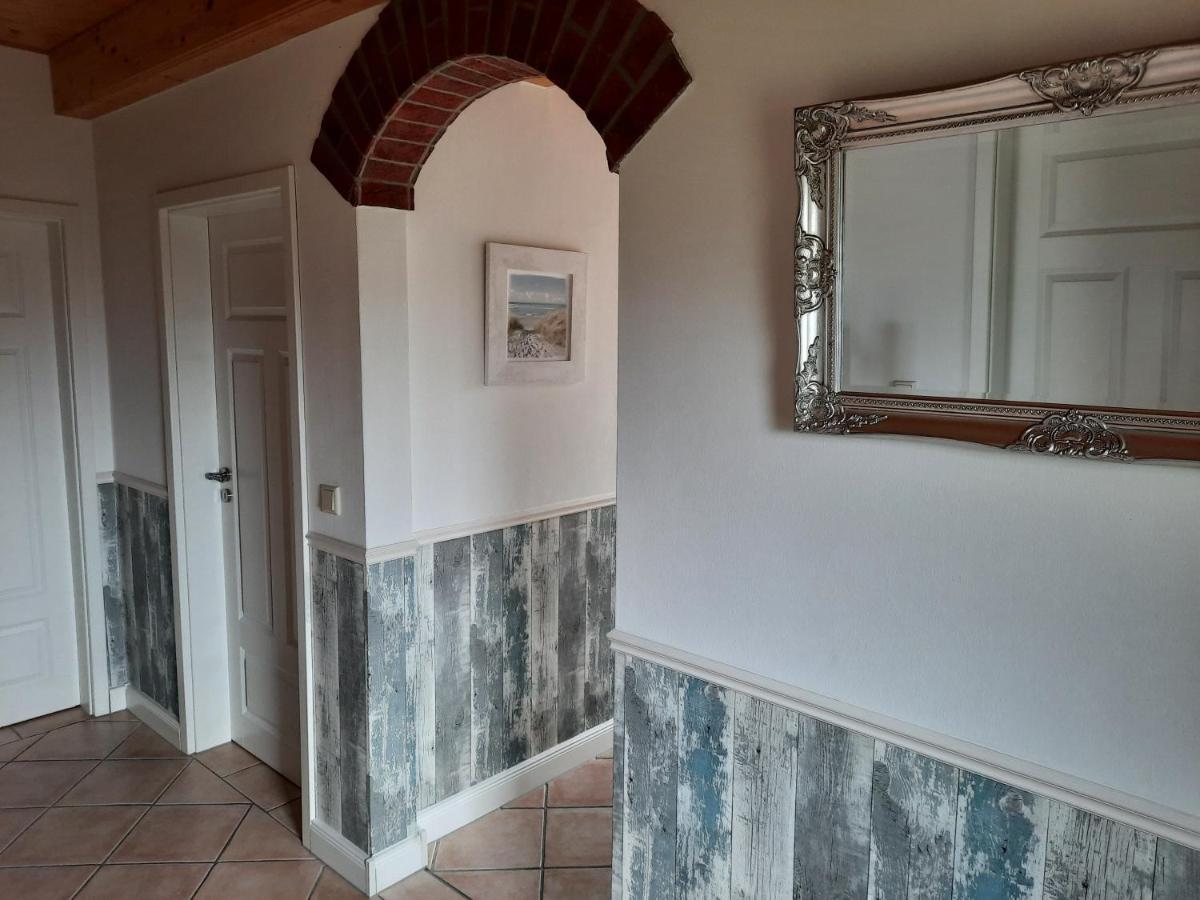 Tolles Ferienhaus In Pilsum - Ferienhaus Trientje - Mit Garten Und Ueberdachter Terrasse Esterno foto