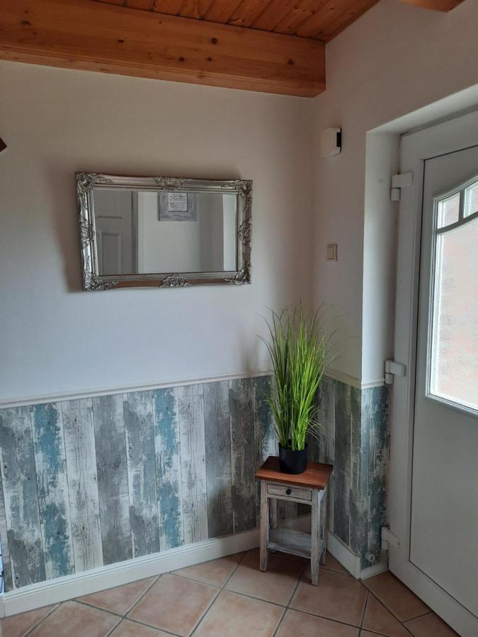 Tolles Ferienhaus In Pilsum - Ferienhaus Trientje - Mit Garten Und Ueberdachter Terrasse Esterno foto