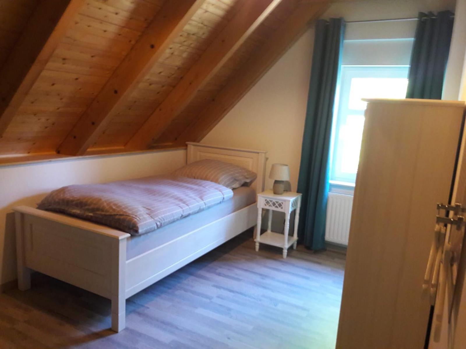 Tolles Ferienhaus In Pilsum - Ferienhaus Trientje - Mit Garten Und Ueberdachter Terrasse Esterno foto